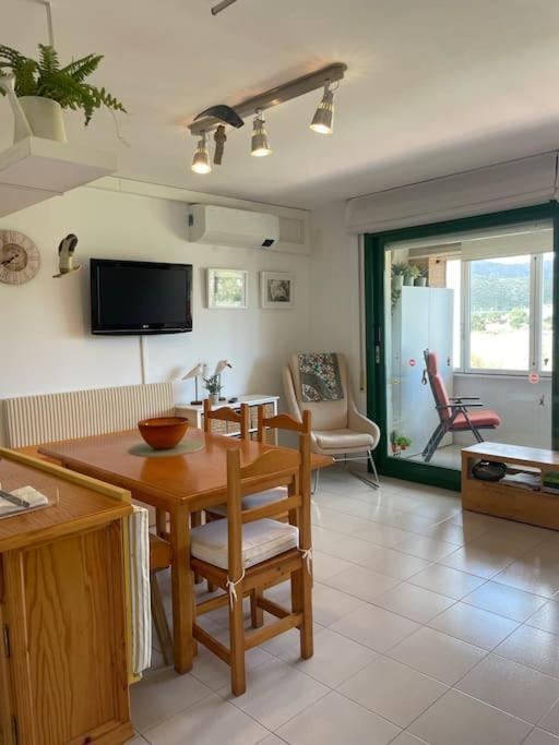 Apartamento Con Piscina En Льянсса Экстерьер фото
