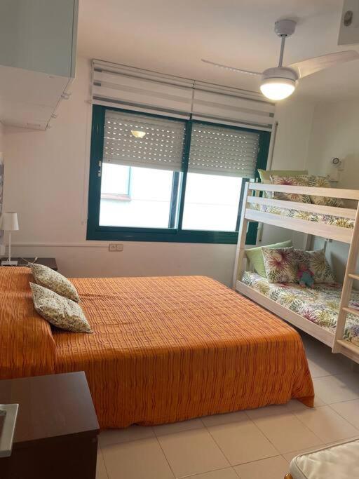 Apartamento Con Piscina En Льянсса Экстерьер фото